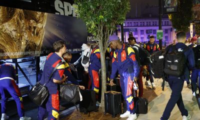 Jugadores de España llegan este miércoles al hotel de concentración en Nueva York (Estados Unidos). EFE/ Lavandeira Jr