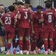 El entrenador de Portugal, el español Roberto Martínez, habla con sus jugadores en la segunda pausa de hidratación del encuentro de octavos de final en el que su equipo quedó eliminado con un gol de Mikel Merino, en Dallas, Texas. EFE/MIGUEL A. LOPES