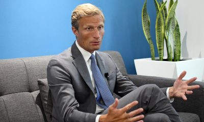 El director ejecutivo interino del Programa Mundial de Alimentos (WFP, en inglés) de las Naciones Unidas, Carl Skau, habla en una entrevista con EFE este lunes, en Ciudad de Guatemala (Guatemala). Skau considera que el fenómeno El Niño amenaza con asestar un "golpe duro" a la seguridad alimentaria en Centroamérica, con especial incidencia en el Corredor Seco de Guatemala y El Salvador. EFE/ Alex Cruz.