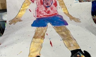 Fotografía del 17 de julio de 2026 que muestra una de las obras realizadas por niños inmigrantes participantes en el programa de arte 'La Ristra' en Tucson, Arizona (EE.UU.). El arte se ha convertido en un refugio para familias migrantes que viven con el temor constante de ser deportadas en Arizona, donde el programa 'La Ristra' lleva clases de pintura hasta sus hogares para ofrecerles un respiro frente a las políticas migratorias de la Administración del presidente Donald Trump. EFE/María León