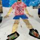 Fotografía del 17 de julio de 2026 que muestra una de las obras realizadas por niños inmigrantes participantes en el programa de arte 'La Ristra' en Tucson, Arizona (EE.UU.). El arte se ha convertido en un refugio para familias migrantes que viven con el temor constante de ser deportadas en Arizona, donde el programa 'La Ristra' lleva clases de pintura hasta sus hogares para ofrecerles un respiro frente a las políticas migratorias de la Administración del presidente Donald Trump. EFE/María León