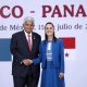 La presidenta de México, Claudia Sheinbaum y su homologo de Panamá, José Raúl Mulino (i), posan al termino de una rueda de prensa este miércoles, en el Palacio Nacional de Ciudad de México (México). EFE/ Sáshenka Gutiérrez