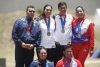 Alejandra Valencia (c-i) y Matias Grande (c-d) de México, medalla de oro; Santiago Arcila (i) y Ana Maria Rendon (abajo) de Colombia, medalla de plata; Larissa Pagan (d) y Hugo Franco (abajo) de Cuba, medalla de bronce; posan al ganar en tiro con arco recurvo mixto este miércoles, en Santo Domingo (República Dominicana). EFE/ Rodrigo Sura