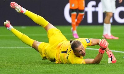 Ørjan Nyland, portero titular de Noruega, afirmó este viernes que su selección "puede crear problemas" a Brasil el domingo y clasificarse para los cuartos de final del Mundial. EFE/EPA/JEFFREY MCWHORTER