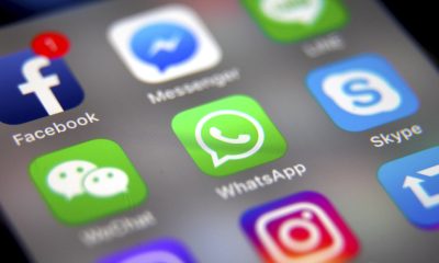 BRUSELAS, 10/07/2026.- La Comisión Europea acusó este viernes a Instagram y Facebook de tener un "diseño adictivo" por características como su 'scroll' infinito, la reproducción automática de videos, las notificaciones y un contenido "altamente personalizado" que ponen en riesgo "el bienestar físico y mental de los usuarios, incluidos menores y adultos vulnerables". El Ejecutivo comunitario considera que ambas redes sociales están violando la ley de servicios digitales (DSA), que obliga a las grandes tecnológicas a proteger a los menores ante el contenido que ven en internet, y podría multar a Meta (su empresa matriz) con hasta el 6 % de su facturación anual global si no corrige el diseño de sus plataformas. EFE/ Ritchie B. Tongo