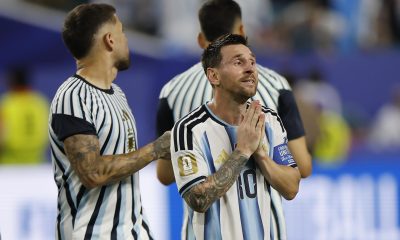 Lionel Messi, de Argentina, reacciona este viernes, al finalizar un partido del Mundial de la FIFA 2026 entre Argentina y Cabo Verde en el estadio Hard Rock en Miami (Estados Unidos). EFE/ Alberto Estevez