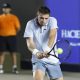 El tenista francés Arthur Géa devuelve una pelota ante el argentino Francisco Cerúndolo este jueves, durante el Torneo Mifel Tennis Open by Telcel Oppo Los Cabos, en el estado de Baja California Sur (México). EFE/Jorge Reyes