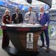 Zlatan Ibrahimovic, (2d), junto a los comentaristas Rebecca Low, Thierry Henry, y Alexi Lalas, en el Sofi Stadium de Los Ángeles el pasado día 11 de junio. EFE/Cedida por FOX SPORTS  Uso Editorial No Ventas
