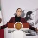 La presidenta de México, Claudia Sheinbaum, habla durante una rueda de prensa este lunes en Palacio Nacional de la Ciudad de México (México). EFE/José Méndez