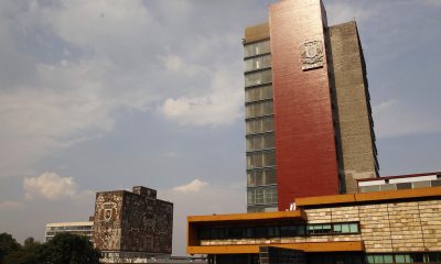 Fotografía de archivo que muestra la Biblioteca Central y Torre de Rectoría de la Universidad Nacional Autónoma de México (UNAM), en la Ciudad de México (México). EFE/José Méndez