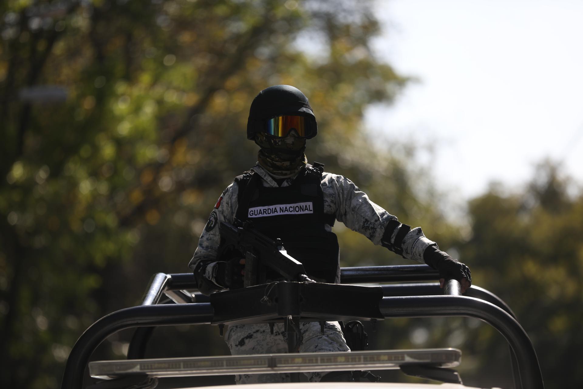 Autoridades mexicanas arrestaron a Justo Aurelio Rivera Parrazales, presunto operador logístico y financiero de la organización delictiva Cartel del Noreste en la ciudad de Mérida, capital del estado de Yucatán (sureste), informaron este domingo agencias de seguridad. Fotografía de archivo. EFE/ Sáshenka Gutiérrez