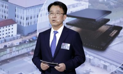 Asan (Corea del Sur), 02/07/2026.- El director ejecutivo de Samsung Display, Yi Chung, interviene durante una reunión presidida por el presidente surcoreano Lee Jae-myung en Asan, provincia de Chungcheong del Sur para presentar los planes de inversión para la región como parte de una iniciativa gubernamental para impulsar las tecnologías y consolidar a Corea del Sur como una potencia industrial en la era de la IA. EFE/EPA/YONHAP / POOL SOUTH KOREA OUT
