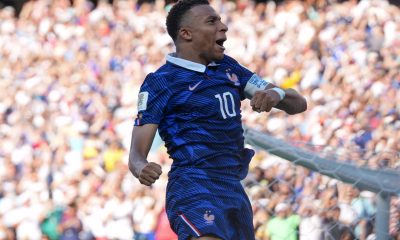Kylian Mbappé alargó este sábado en Filadelfia la sombra de su historia en el Mundial al anotar su séptimo gol con un valor significativo: clasificó a Francia a cuartos de final a expensas de Paraguay, y ahora con 19 sigue a la sombra de Lionel Messi, el máximo anotador en estos torneos. EFE/ÁNGEL COLMENARES