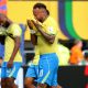 Neymar (c), tras la eliminación de Brasil del Mundial 2026 a manos de Noruega, en los octavos de final en Nueva Jersey. EFE/Octavio Guzmán