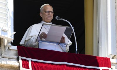 El papa León XIV durante el rezo del Ángelus en la Plaza de San Pedro, en la Ciudad del Vaticano, el 5 de julio de 2026. EFE/EPA/VATICAN MEDIA HANDOUT HANDOUT EDITORIAL USE ONLY/NO SALES