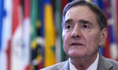 El director de la Organización Panamericana de la Salud (OPS), Jarbas Barbosa, habla durante una entrevista con EFE en la que señala que la recuperación del sistema sanitario venezolano tras los terremotos debe ser una oportunidad para corregir deficiencias estructurales que ya existían antes de la catástrofe en Washington (Estados Unidos). EFE/Lenin Nolly