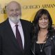El director estadounidense Rob Reiner (i) y su esposa Michele Singer. Fotografía de archivo. EFE/PETER FOLEY