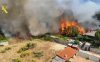 - Captura de un video facilitado por la Guardia Civil, de la evolución del incendio en el suroeste de la Comunidad de Madrid. La dirección del operativo desplegado para extinguir los incendios que afectan al suroeste de la Comunidad de Madrid ha ordenado el desalojo de otros dos municipios, los de Navalagamella, de unos 3.200 habitantes, y Zarzalejo, de unos 2.000, ha informado el delegado del Gobierno en Madrid, Francisco Martín. El delegado ha advertido de que el fuego se dirige ahora hacia la zona de El Escorial y ha anunciado que la UME va a establecer las líneas de defensa para proteger este municipio; El Escorial en primer lugar y después San Lorenzo. EFE/Guardia Civil -SÓLO USO EDITORIAL/SOLO USO PERMITIDO PARA ILUSTRAR LA NOTICIA QUE APARECE EN EL PIE DE FOTO (CRÉDITO OBLIGATORIO)-