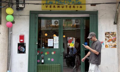 Fotografía de la entrada de la Vermutería La Malifeta, en Bangkok, un local que apuesta por importar a Asia la clásica hora del vermut europea. EFE/ María Carcaboso Abrié