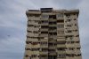 Fotografía que muestra un edificio afectado por los terremotos, este martes en La Guaira (Venezuela). EFE/ Miguel Gutiérrez