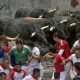 Un momento del encierro de los sanfermines de Pamplona (España) de este lunes. EFE/ Jose Luis Larrion