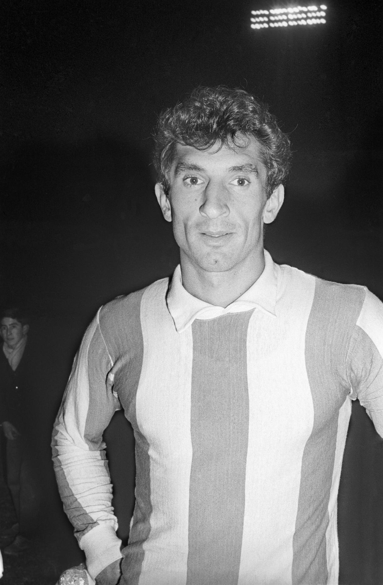 Retrato del jugador de la selección Argentina, Antonio Rattin, en el VIII Campeonatos del Mundo de Fútbol Inglaterra 1966, que jugará contra la selección española. EFE