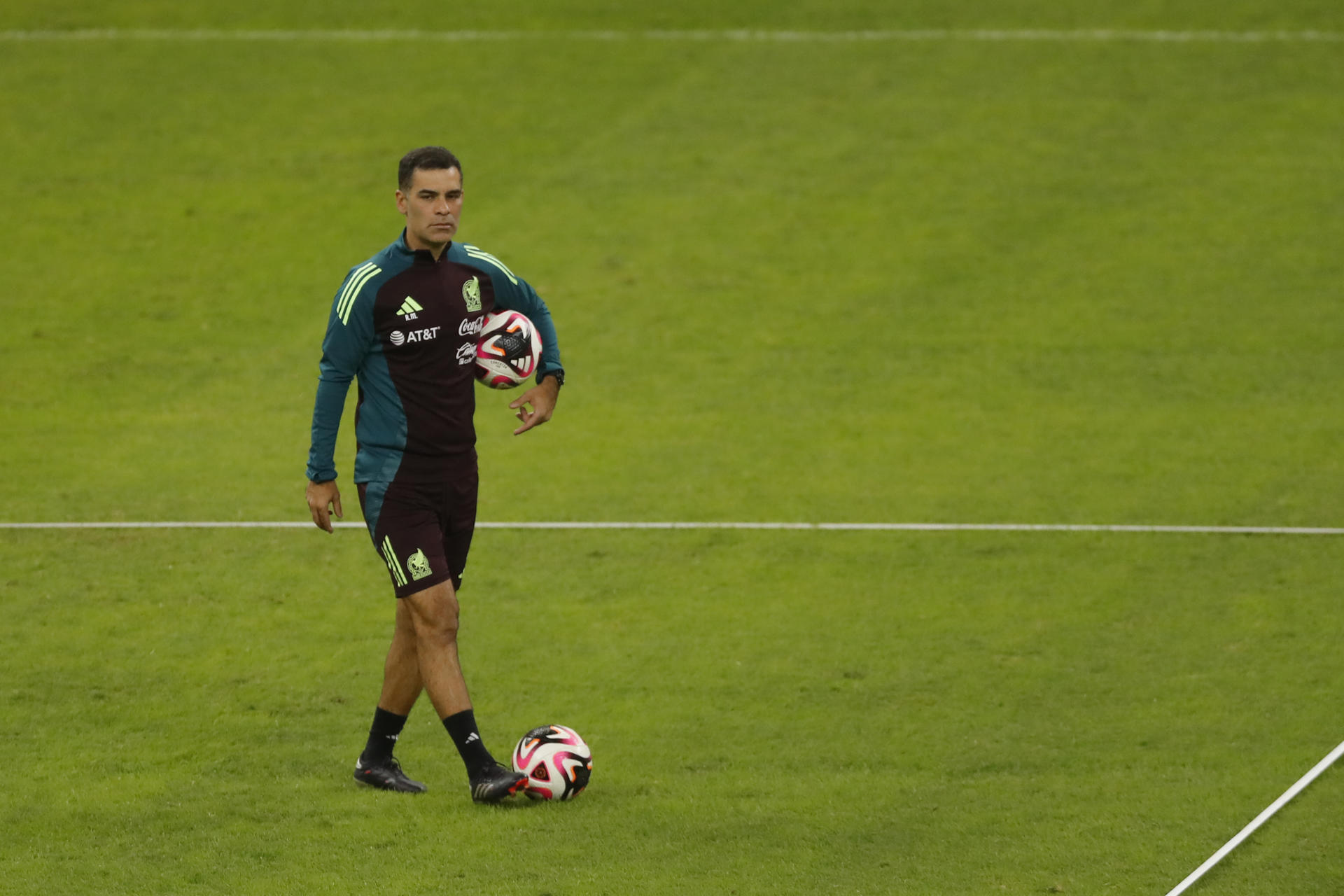 Fotografía de archivo del nuevo seleccionador técnico de la selección mexicana de fútbol, Rafael Márquez. EFE/ Francisco Guasco