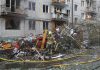Rescatistas trabajan en el lugar de un ataque con misiles rusos contra un edificio residencial en Kyiv, Ucrania, el 1 de agosto de 2026.
EFE/EPA/SERGEY DOLZHENKO
