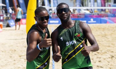 Fotografía de los integrantes del equipo masculino de vóley playa de San Cristóbal y Nieves Zendai Richards (d) y Elkreen Morton en un partido durante los XXV Juegos Centroamericanos y del Caribe Santo Domingo 2026. EFE/ Orlando Barría