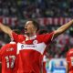 Robert Lewandowski se estrenó con doblete en el Chicago Fire, en el partido ante el Charlotte FC, en el Soldier Field en Chicago. EFE/Kenneth Fernández