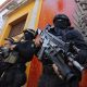 Fotografía del 5 de febrero de 2026, de integrantes de la Policía Estatal custodiando el Palacio Municipal de Tequila, Jalisco (México). EFE/Francisco Guasco
