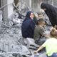 Israel bombardeó el viernes a medianoche una vivienda en el barrio de Al Saftawi, en la ciudad de Gaza, tras una alerta de evacuación. Varios palestinos resultaron heridos. EFE/