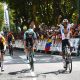 El ciclista del Movistar Team, Natnael Tesfatsion (c), se ha impuesto a Pau Miquel (c) y Alex Aramburu (i) en el 81º Circuito de Getxo-Memorial Hermanos Otxoa, que en esta edición rinde homenaje a Pello Bilbao con motivo de la retirada del ciclista vizcaíno al final de esta temporada. EFE/ Miguel Toña