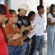 Integrantes del grupo armado ilegal Comandos de la Frontera se reúnen este 3 de agosto de 2026, en una Zona de Ubicación Temporal (ZUT). EFE/ Mauricio Dueñas Castañeda
