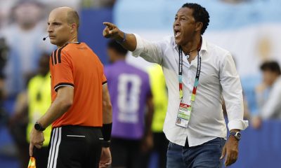 Bubista, seleccionador de Cabo Verde, en un momento del partido de dieciseisavos de final del Mundial 2026 disputado contra Argentina, en el estadio Hard Rock en Miami (Estados Unidos). EFE/ Alberto Estevez