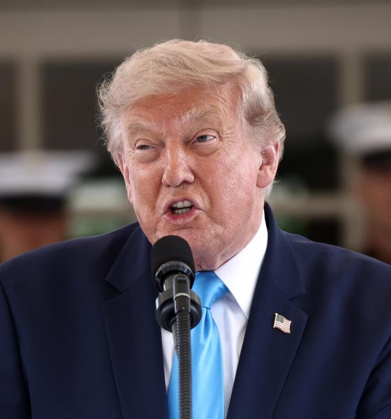 El presidente de EE. UU., Donald Trump, en una fotografía de archivo. EFE/JIM LO SCALZO