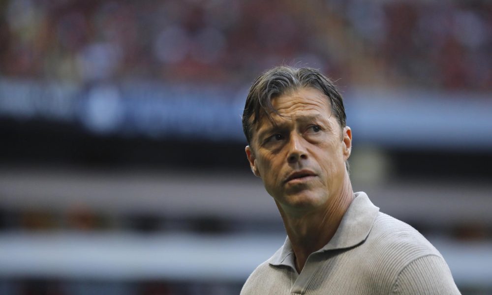 Matías Almeyda, entrenador de Monterrey, reacciona este sábado, durante un partido de la jornada 3 de del torneo apertura 2026 de la Liga MX entre Atlas y Monterrey disputado en el estadio Jalisco en Guadalajara (México). EFE/ Francisco Guasco