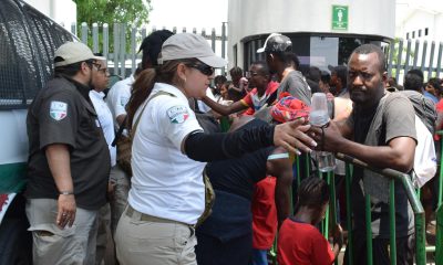 Alrededor de 40 migrantes cubanos que fueron asegurados y trasladados del centro del país a la estación migratoria siglo XXI, en el sureño estado de Chiapas, se amotinaron al conocer que iban a ser deportados y prendieron fuego al interior de las instalaciones. Fotografía de archivo. EFE/ José Torres