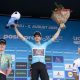 El ciclista belga Wout van Aert (C), del equipo Visma Lease a Bike, ganador de la clasificación general, en el podio tras la 5ª y última etapa de la Vuelta a Dinamarca. EFE/EPA/Claus Bech