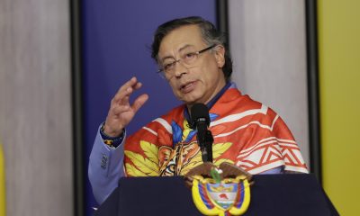 El presidente de Colombia, Gustavo Petro, habla durante una rueda de prensa, este 3 de agosto de 2026, en Bogotá (Colombia). EFE/ Carlos Ortega